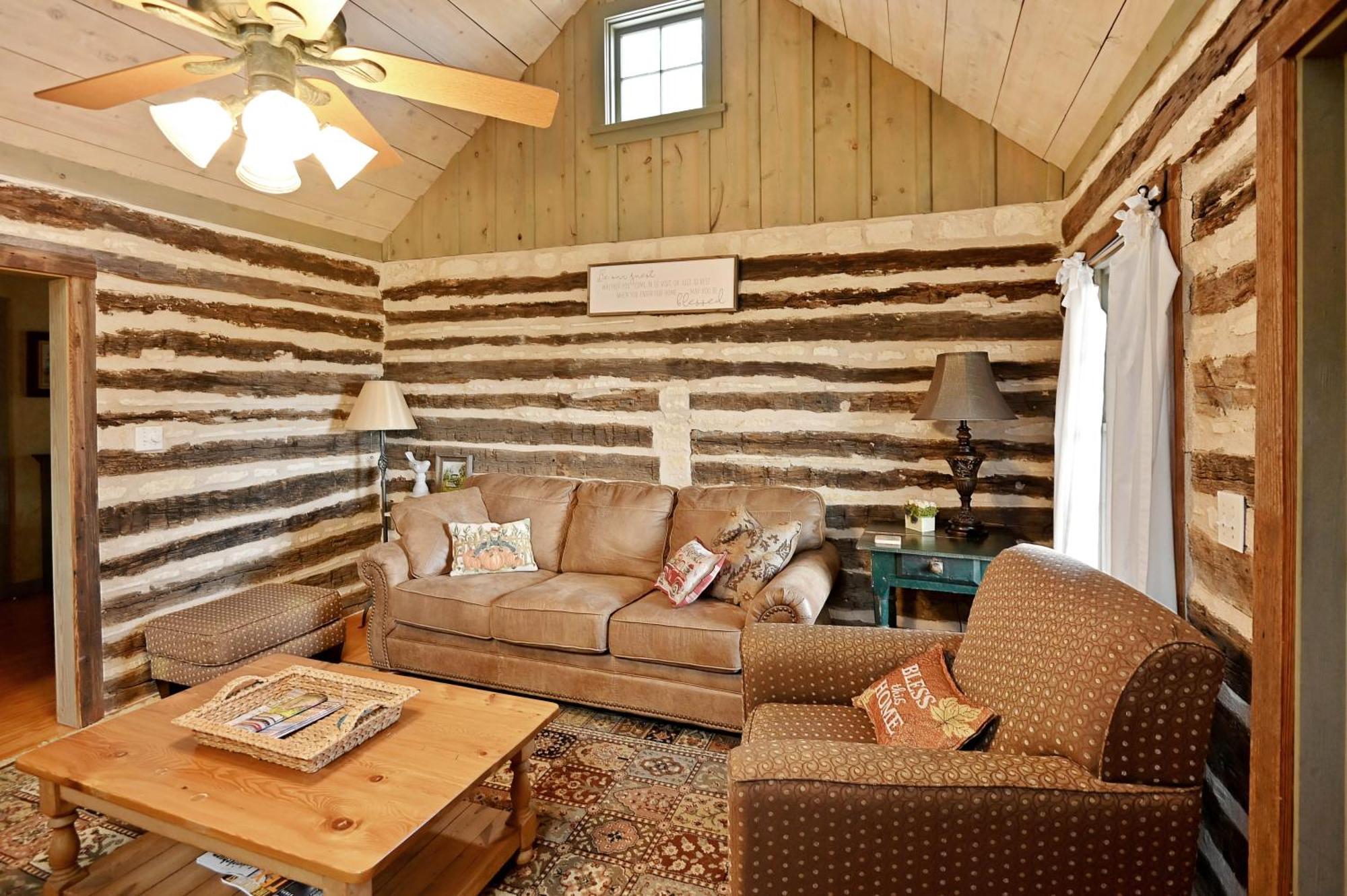 Cabins On Knopp School-Chula Vista Cabin フレデリックスバーグ エクステリア 写真