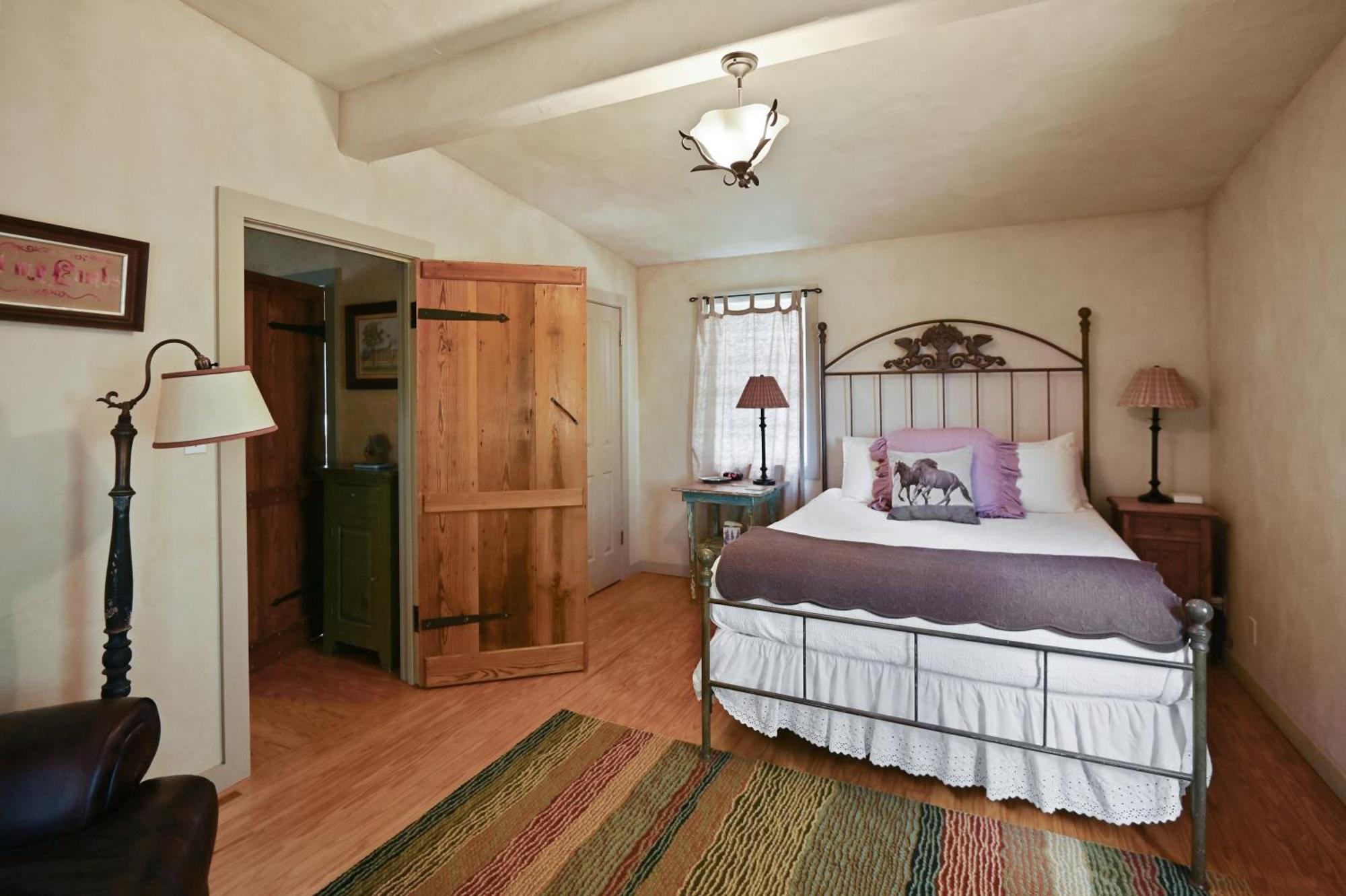 Cabins On Knopp School-Chula Vista Cabin フレデリックスバーグ エクステリア 写真