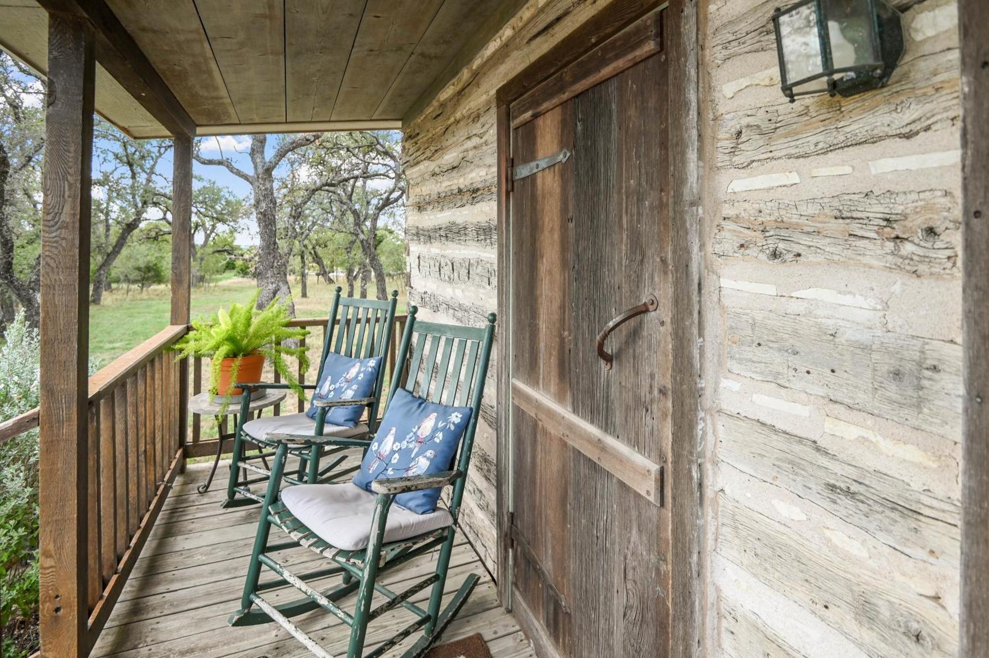 Cabins On Knopp School-Chula Vista Cabin フレデリックスバーグ エクステリア 写真